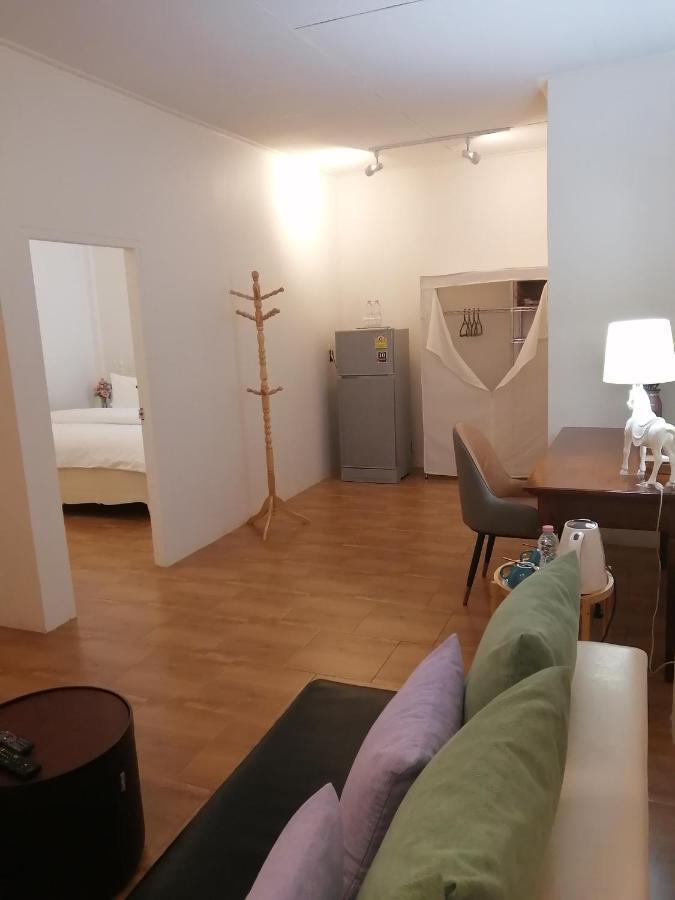 Rynn Hotel Trat Esterno foto