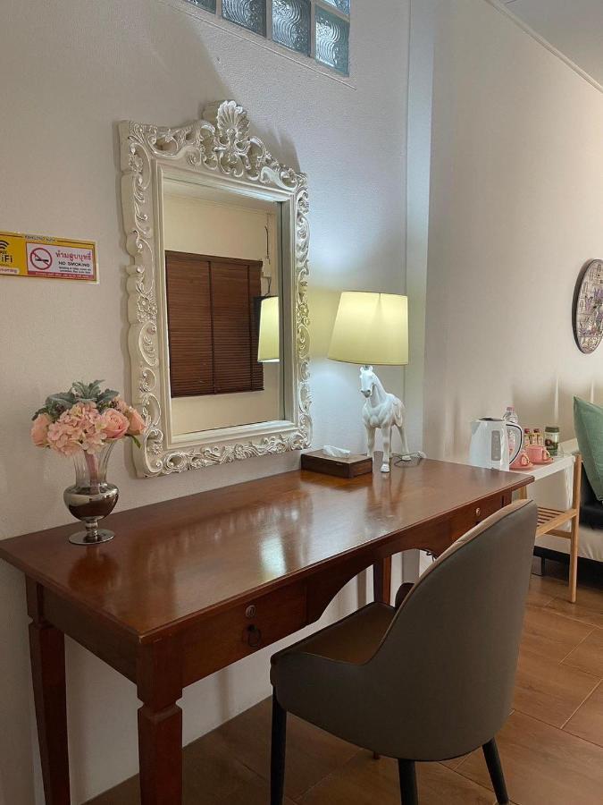 Rynn Hotel Trat Esterno foto