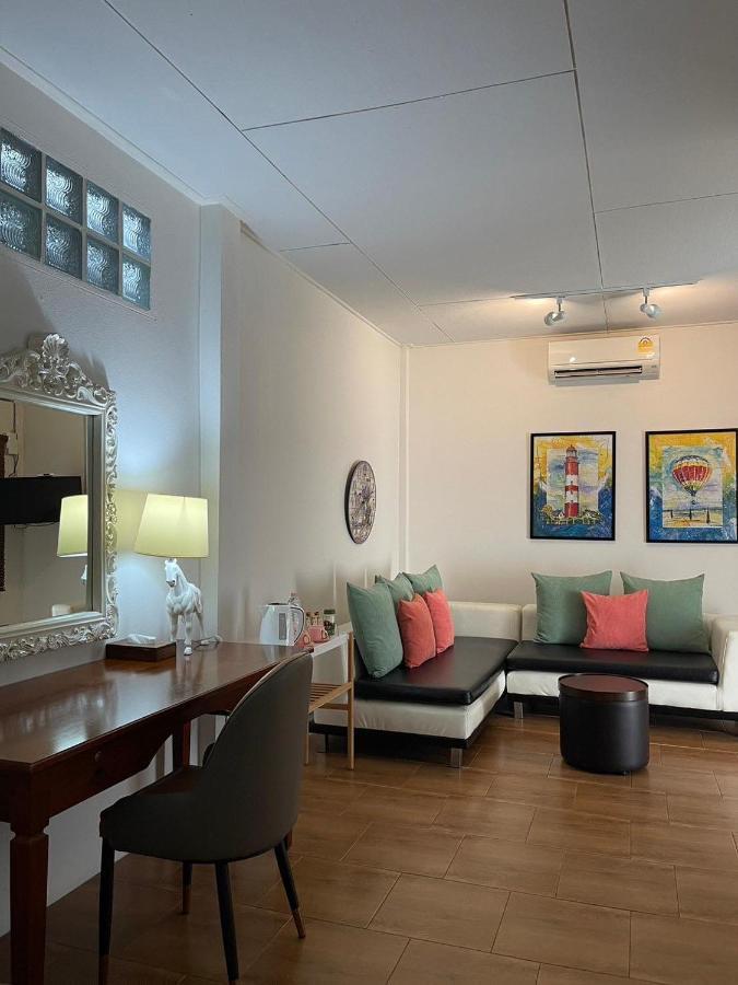 Rynn Hotel Trat Esterno foto